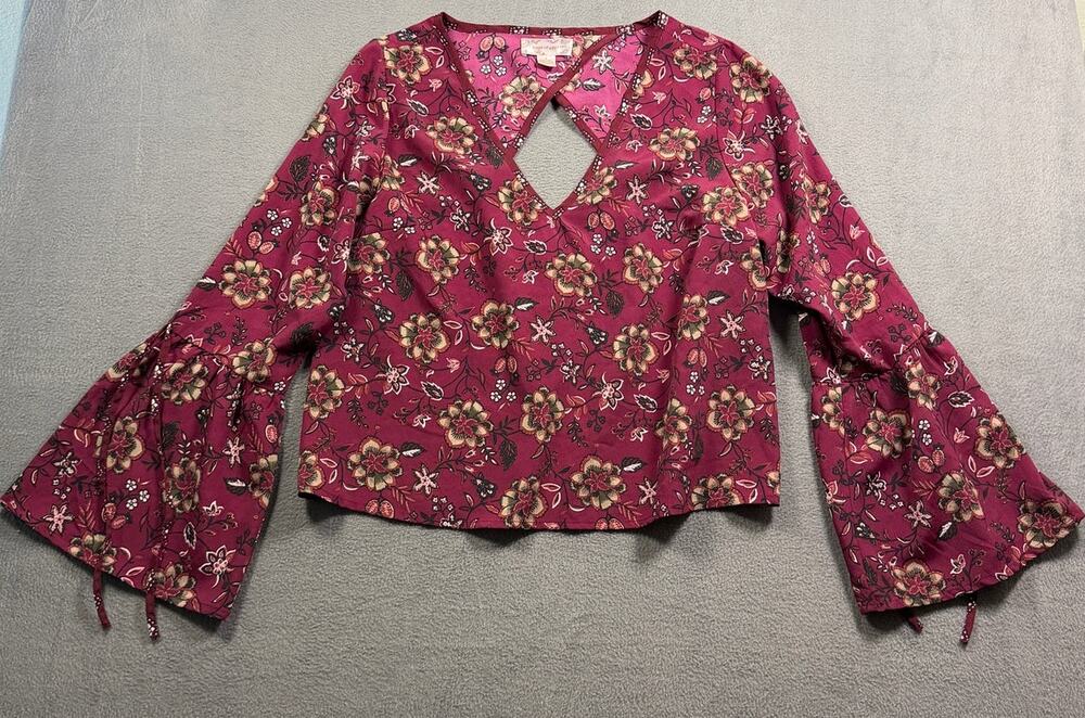 Band of Gypsies Burgundy Floral Cutout V-Neck Wide Bell Sleeve Crop Blouse Small